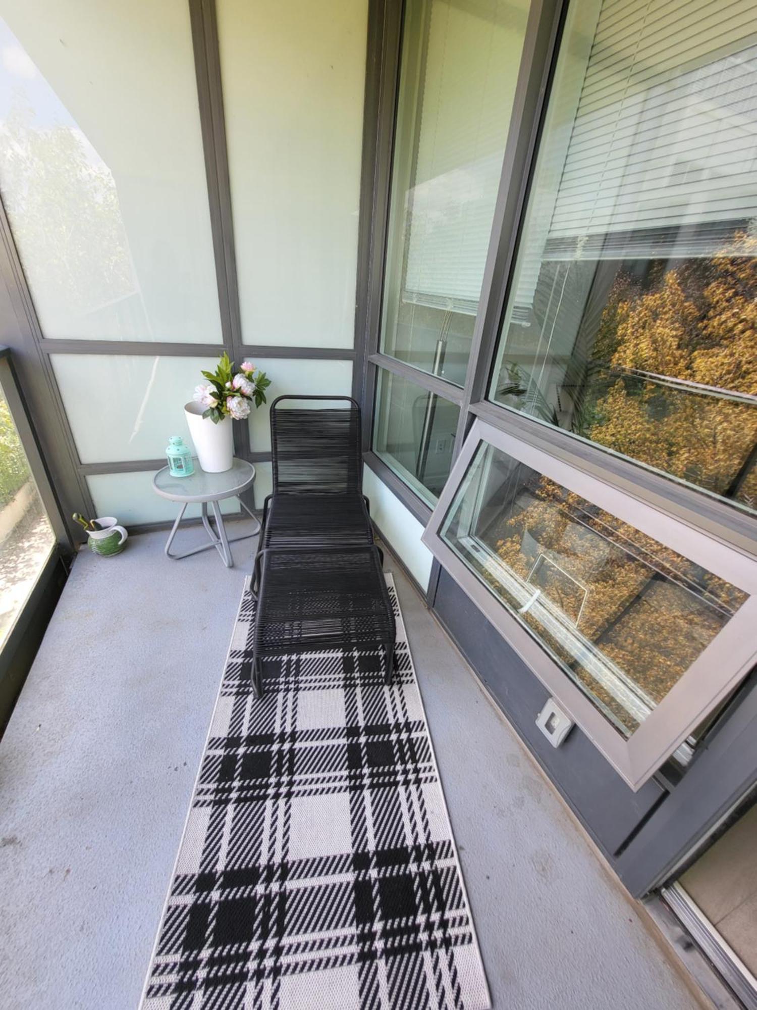Your Perfect Escape - Modern Landmark Condo In Downtown Calgary - Free Parking- Premium Location Exterior foto